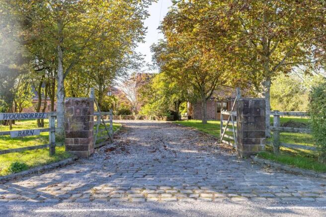 WoodsorrelBarn-2.jpg