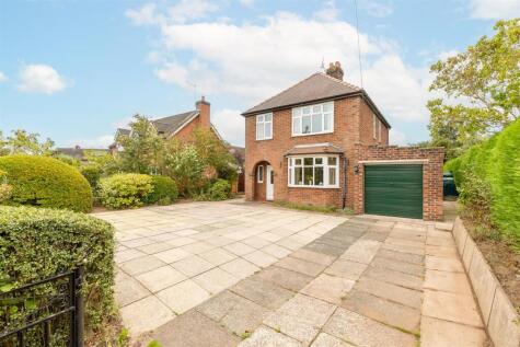 Lyndhurst, Nantwich Road, Wrenbury