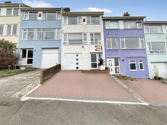 Front/Driveway