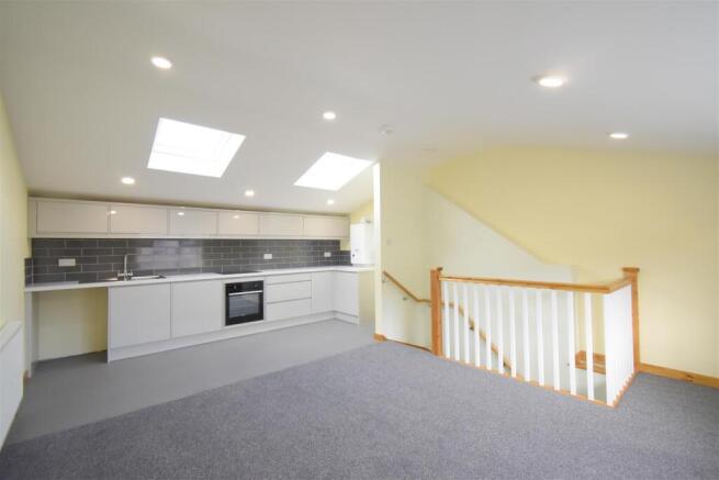 Lounge/Kitchen