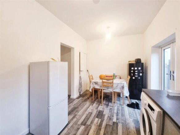 Kitchen / Dining