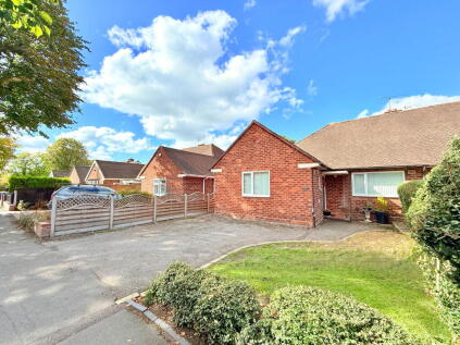 Dovedale Avenue, Shirley