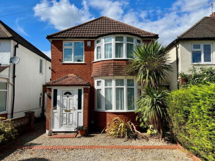 Stroud Road, Shirley