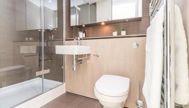 lg_p5377_63711053006-3