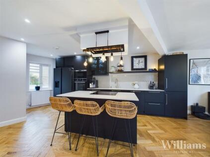 Colney Road, Berryfields, Aylesbury