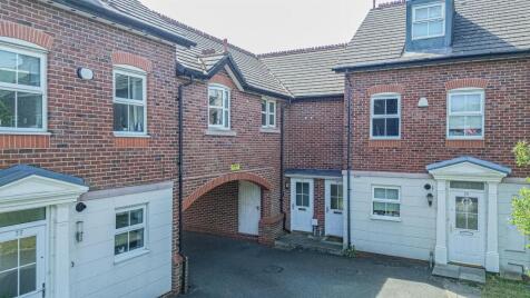 White Clover Square, Lymm