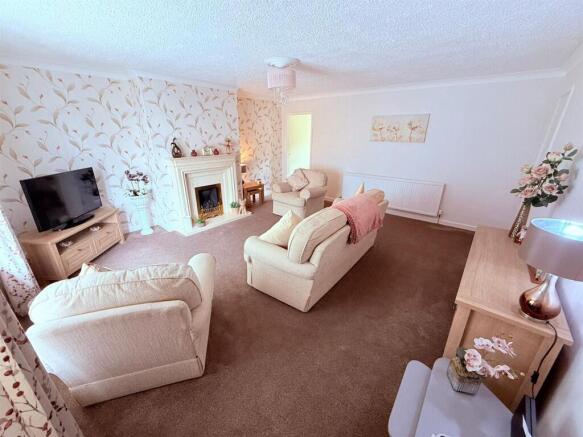 PHOTO-2025-08-29-12-33-08 (5).jpg