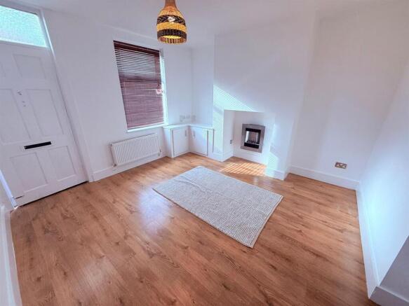 PHOTO-2025-10-27-11-59-30 (2).jpg