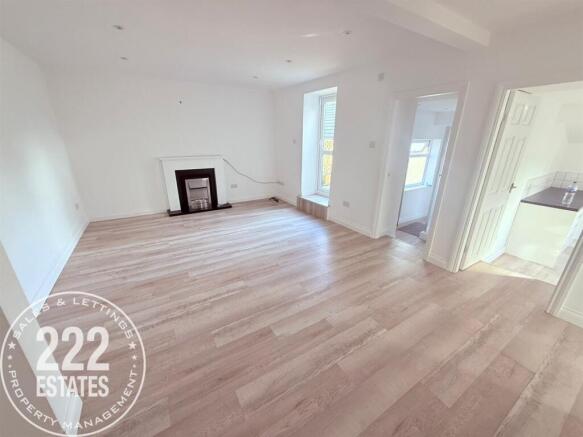 PHOTO-2025-10-30-09-06-02 (5).jpg