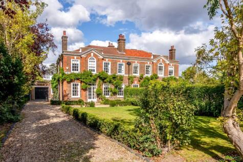 Dulwich Common, London, SE21