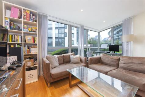 Drayton Park, London, N5