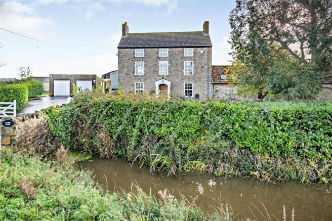 4 Bedroom Detached House For Sale In Pilning Street Pilning Bristol 4 Bedroom Detached House For Sale In Pilning Street Pilning Bristol
