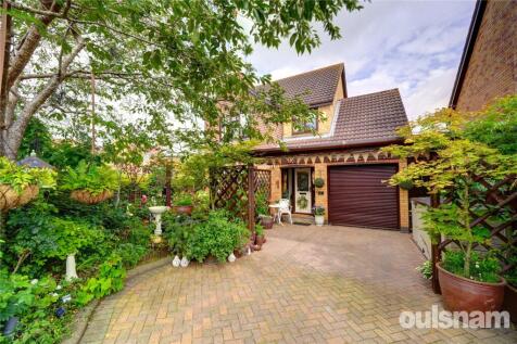 Dugard Way, Droitwich, Worcestershire, WR9