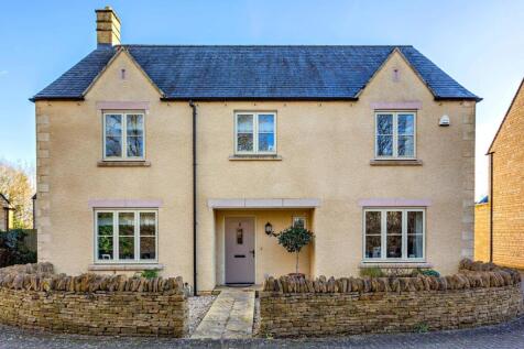 Scott Thomlinson Road, Fairford, Gloucestershire, GL7