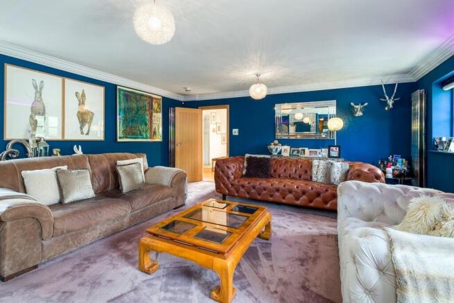 1440px_1 The Ceda...