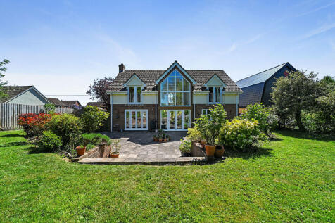 Lower Farm Road, Ringshall