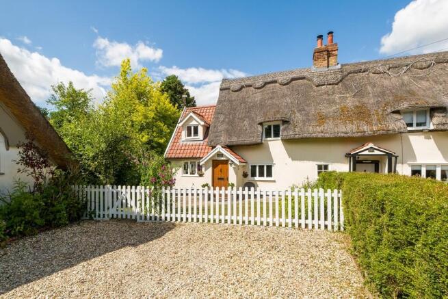 1440px-Little Tha...