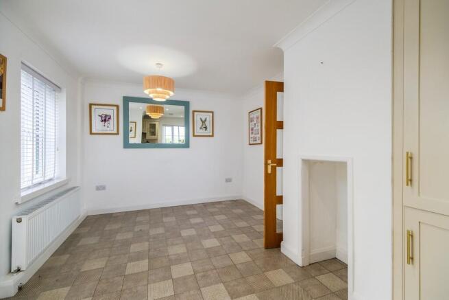 1440px-Orchard Co...