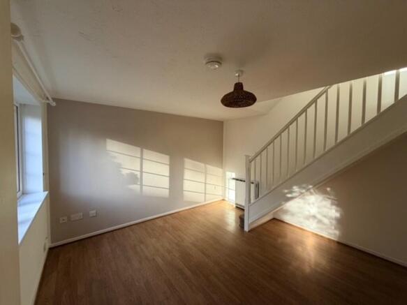 Wrights Way Sitti...