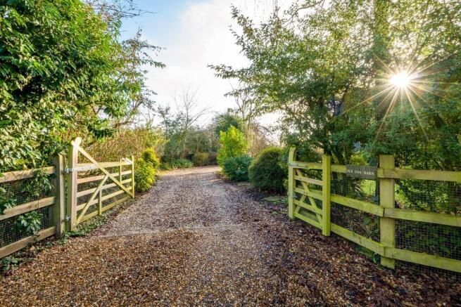 1440px_Old Oak Ba...