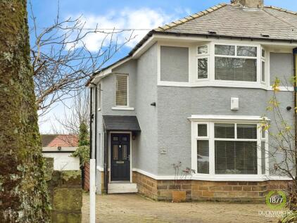 Casterton Avenue, Burnley, BB10