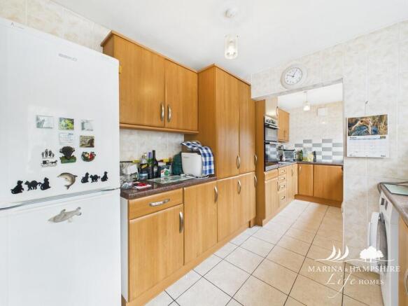 CAM03691G0-PR0070...