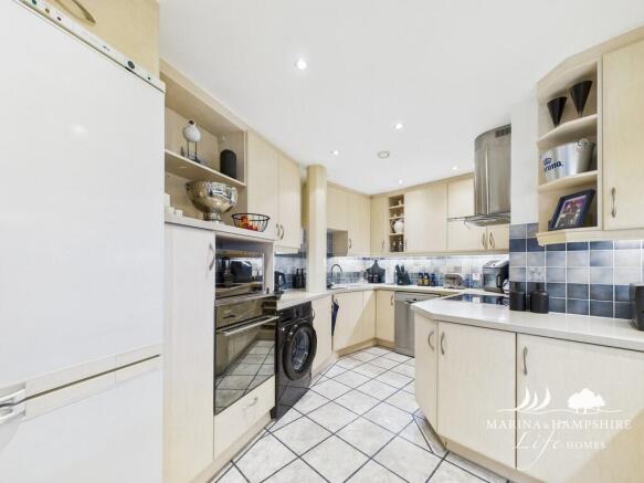 CAM03915G0-PR0026...