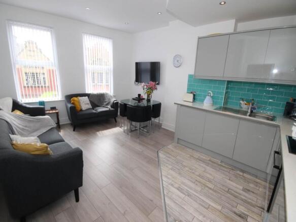 IMG_1768 Picton Road