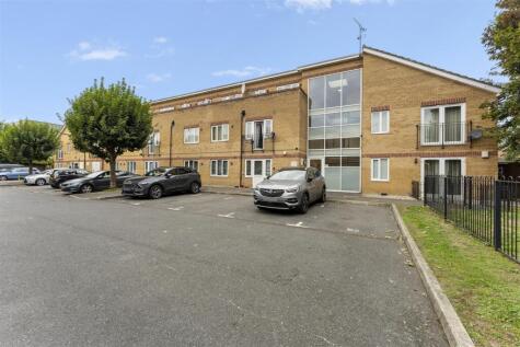 Fenton Court, St. Giles Close, Heston