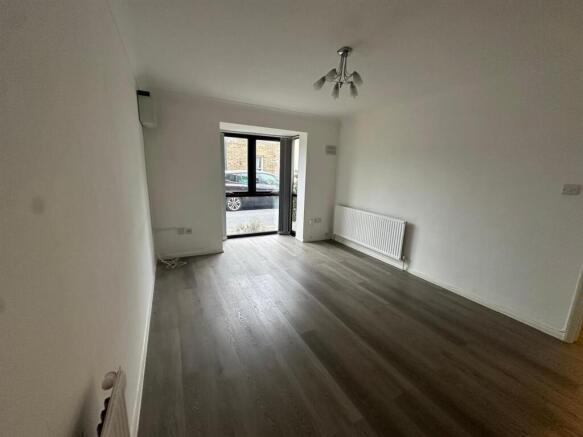 WhatsApp Image 2025-10-15 at 11.31.41 (1).jpeg