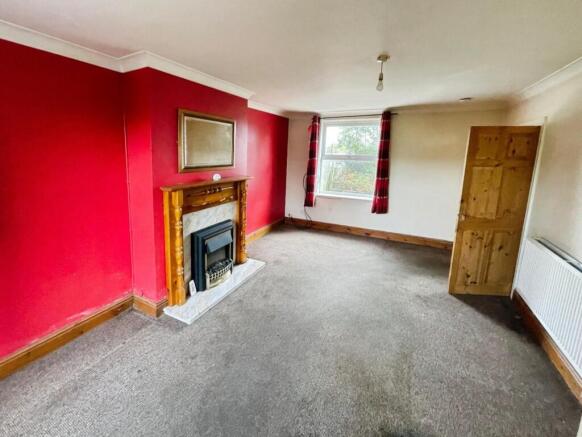 ce36a09f--4019-B439-7C39E6225E5F-49310-000014DC54F