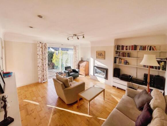 afabfe99--4583-B98C-8BF6766236E4-20392-000002CF489