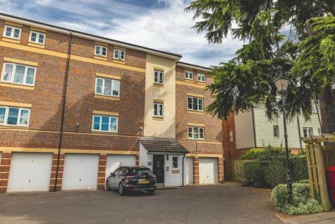 Bosworth Court, Bath Road, Slough