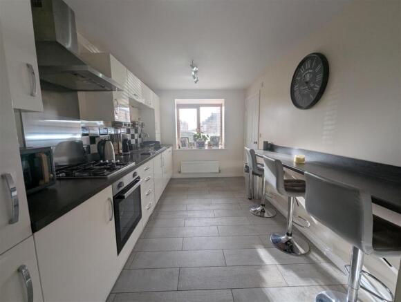 Kitchen/Breakfast Room
