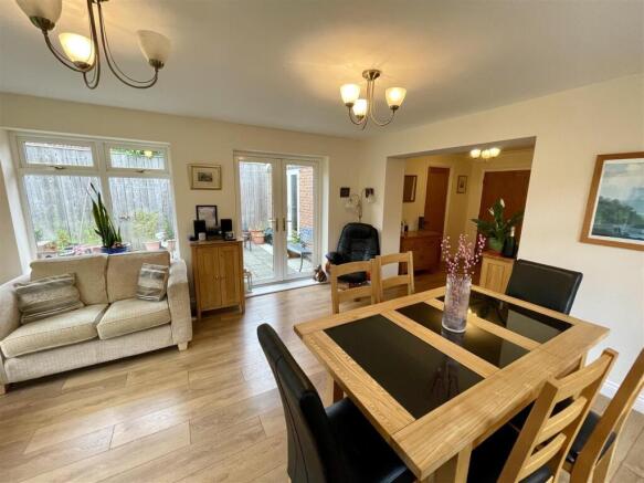 Garden Room 2.jpg