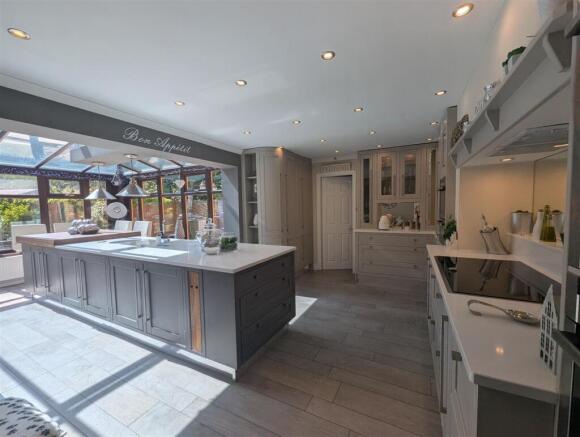 Kitchen/Diner/Garden Room Area