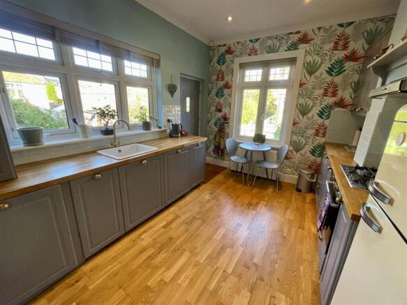 Kitchen/Breakfast Room