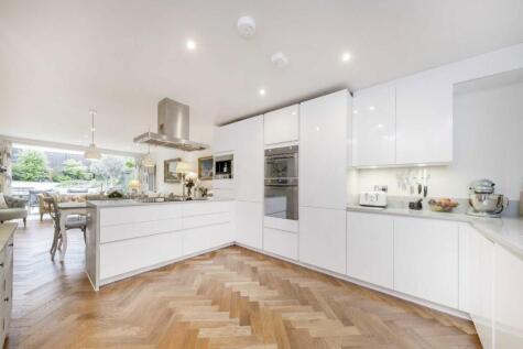 Pakefield Mews, Streatham