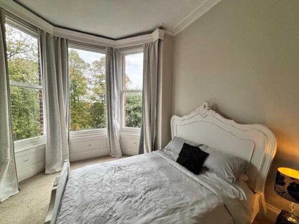 Master bed 2