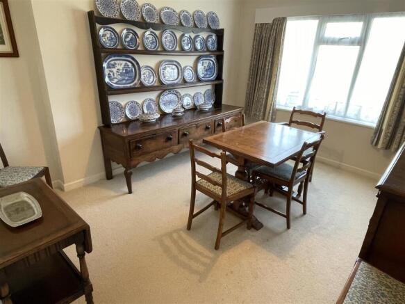 Dining Room.JPG