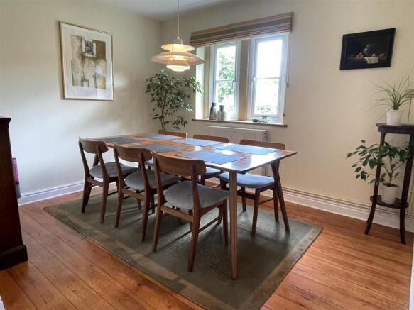 Dining Room.JPG