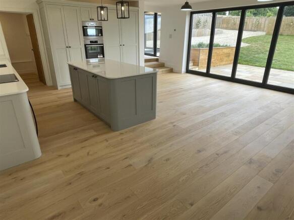 Kitchen A.JPG