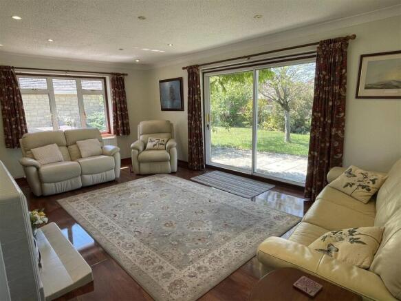 Sitting Room.jpg