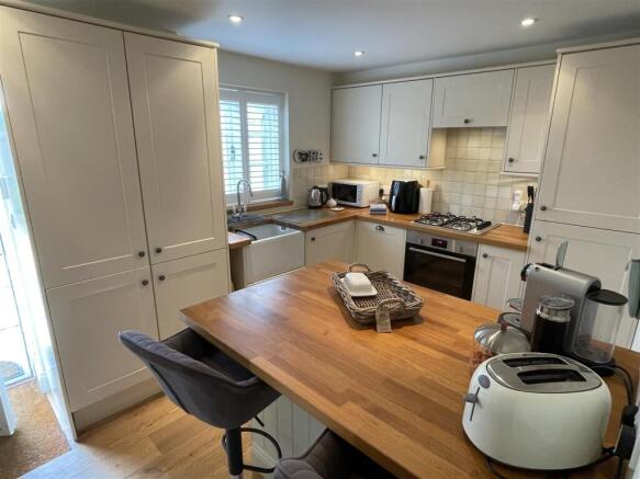 Kitchen.JPG