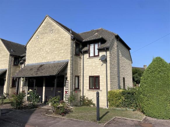 17 Pegasus Court- Main.JPG