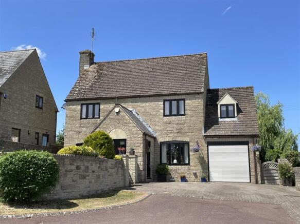 7 Shepherds Way.JPG