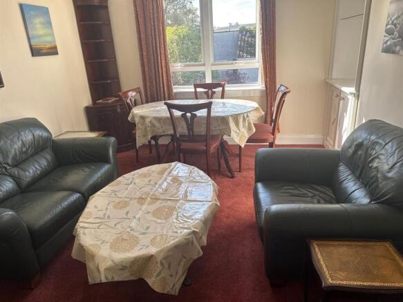 lounge.jpg