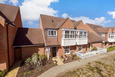 Bedwyn Walk, Kings Hill, West Malling, Kent