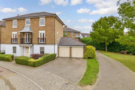 Kendall Avenue, Kings Hill, West Malling, Kent