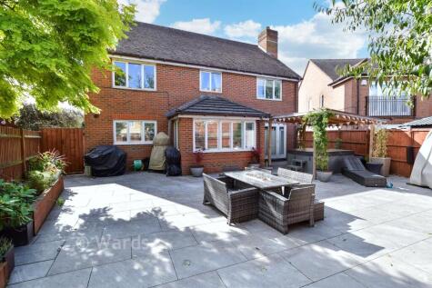 Bovarde Avenue, Kings Hill, West Malling, Kent